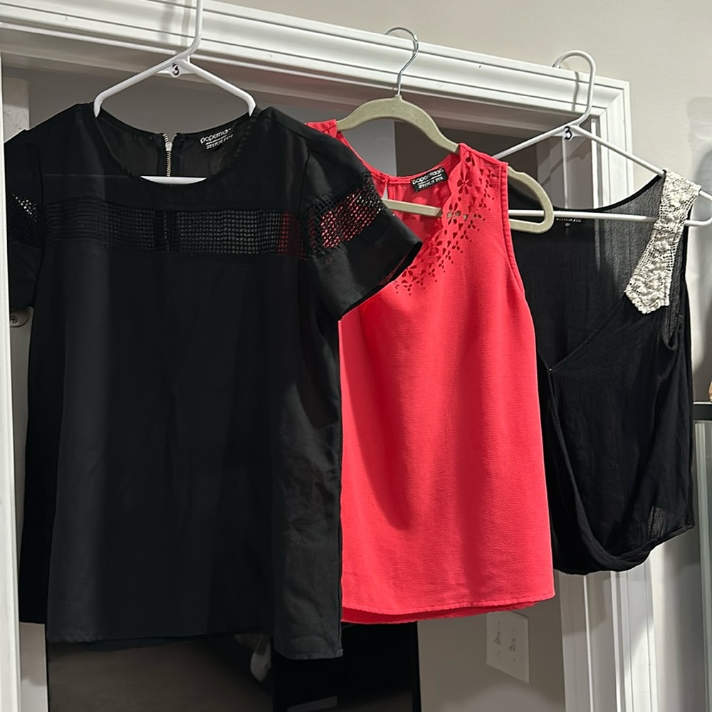 (3) papermoon Tops Medium Petite